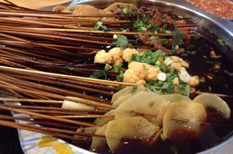 成都名小吃红汤钵钵鸡，麻辣鲜香