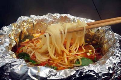  泸州特色锡纸花甲米线技术黄色网站快活视频免费哪里好？